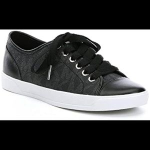 Micheal Kors Sneakers